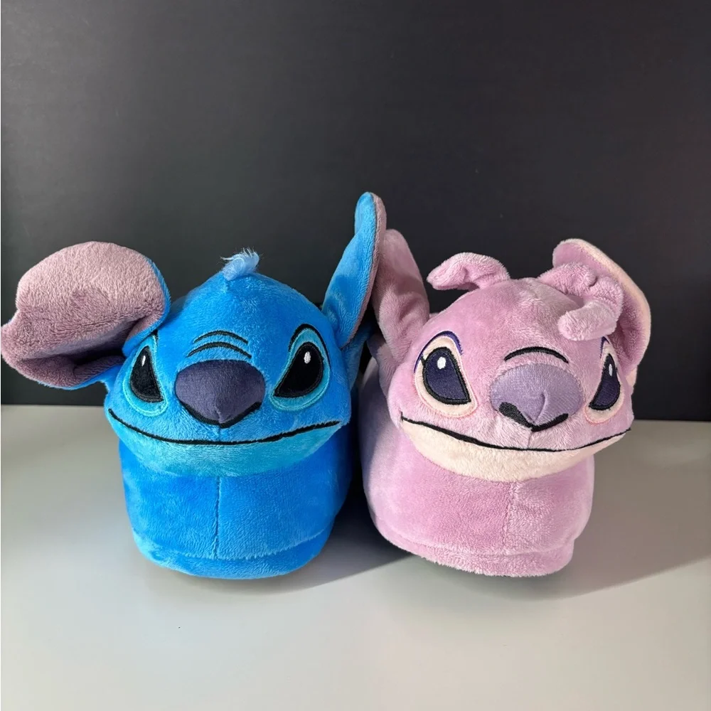 Lilo and Stitch Slippers Plush - Size 2/3 BNWT - Picture 1 of 6